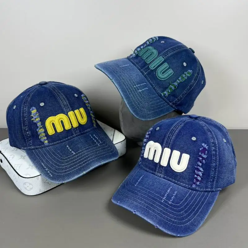Miumiu cap dx15
